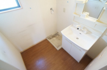 参考、同建物・反転間取りの号室