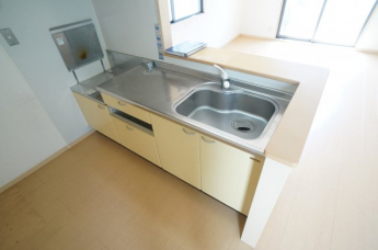 参考、同建物・反転間取りの号室