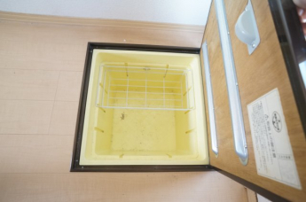 参考、同建物・反転間取りの号室