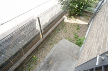 参考、同建物・反転間取りの号室