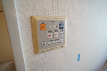 参考、同建物・反転間取りの号室