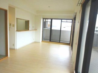 【居間・リビング】