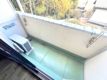 【バルコニー】