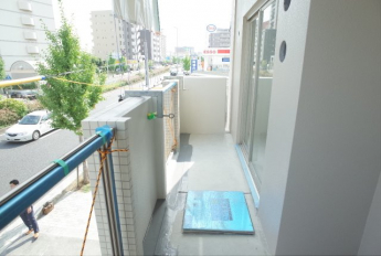 【バルコニー】