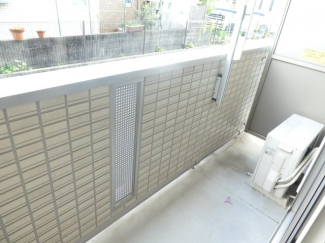 【バルコニー】