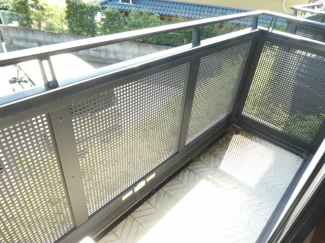 【バルコニー】