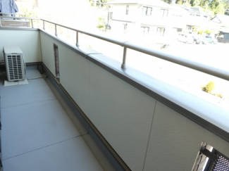 【バルコニー】