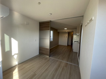 【居間・リビング】