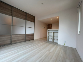 【居間・リビング】