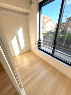 【バルコニー】