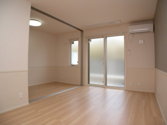 【居間・リビング】