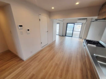 【居間・リビング】