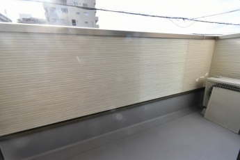 【バルコニー】