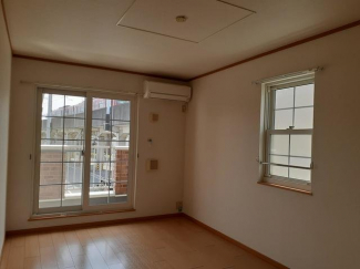 ゆったり過ごせるリビングです