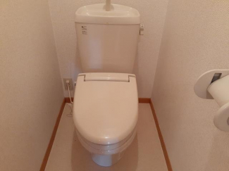 ゆったりとした空間のトイレです