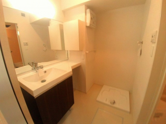 広い洗面スペース