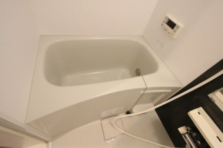 コンパクトで使いやすいお風呂です