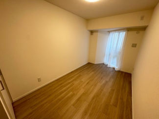 広々とした洋室です