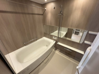 日々の疲れを癒すお風呂付です