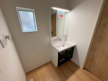 【独立洗面台】