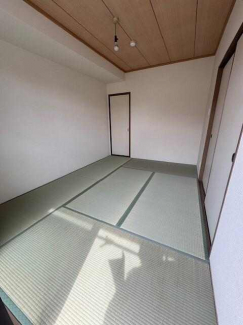 伊丹市昆陽２丁目のアパートの画像