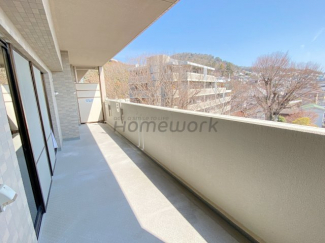 【バルコニー】