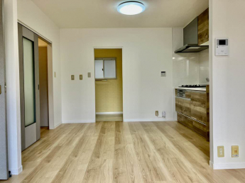 【居間・リビング】