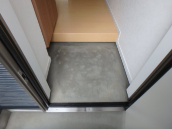 【玄関】