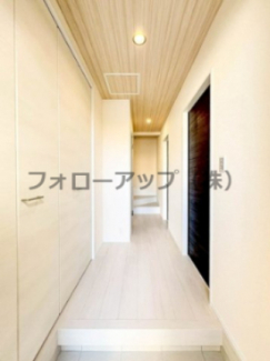 ゆったりとした玄関です