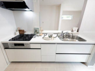 コンパクトなキッチンで掃除もラクラク