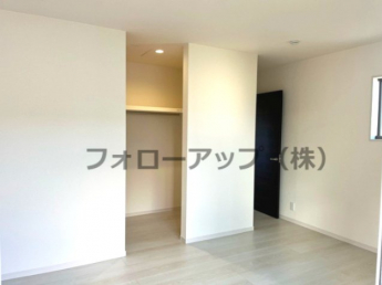 きれいな洋室です