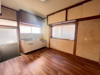 【居間・リビング】