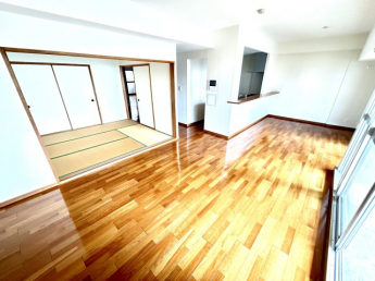 【居間・リビング】