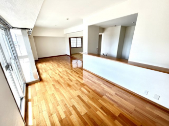 【居間・リビング】