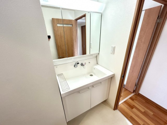 【独立洗面台】