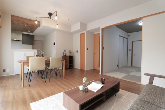 【居間・リビング】