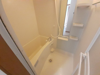 日々の疲れを癒すお風呂付です