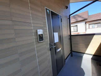 毎日通るエントランスはこのようになっています