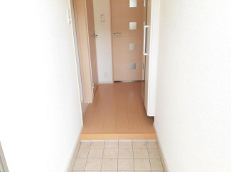 シンプルで使いやすい玄関です