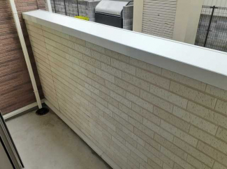 バルコニーからの眺めを楽しみながら食事をしませんか