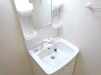 脱衣スペースもあります