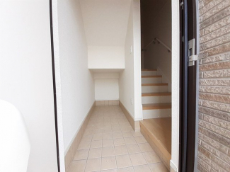 毎日通る玄関はこちらです