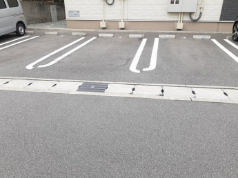 駐車場に車を止められます