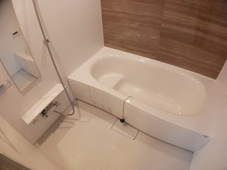 日々の疲れを癒すお風呂付です