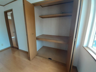 たっぷりとした収納スペースです