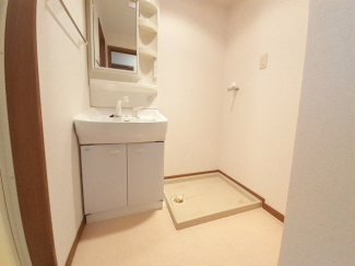 広い洗面スペース