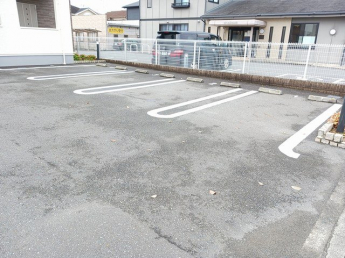 駐車スペースもあります