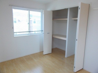 たっぷりとした収納スペースです