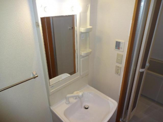 洗髪洗面化粧台