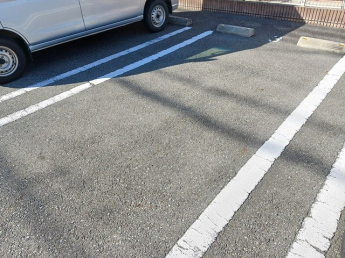 駐車場に車を止められます